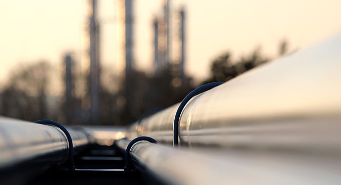 Em 2013 o fornecimento de petróleo e gás para o exterior totalizou US$ 323,4 bilhões, e em 2014, US$ 313,5 bilhões Foto: Shutterstock