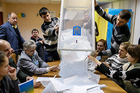 Las elecciones parlamentarias ucrania han Ucrania han dado la victoria a los partidos partidarios de un acercamiento a la UE. Fuente: Reuters. 