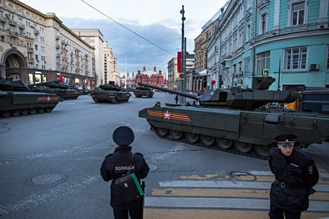 Tanque Armata en el centro de Mosú durante el ensayo del Desfile de la Victoria. Fuente: AP