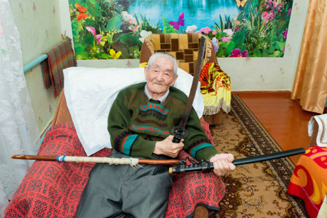 Yusitero Nakagawa, antiguo prisionero de guerra, decidió vivir en la URSS tras su cautiverio. Fuente: Tagir Rajávov / Rossiyskaya Gazeta