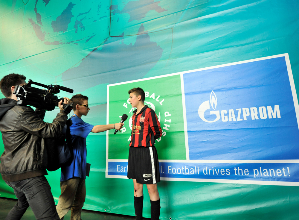 Gazprom has chosen 32 children to work at the Children’s press center during the UEFA Champions League Final in Milan. 