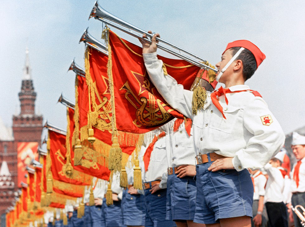 Participants of the parade on Red Square in Moscow on the 50th Anniversary of Soviet Power and 45th Anniversary of the All-Union V.I. Lenin Pioneer Organization. Moscow, 1967.
