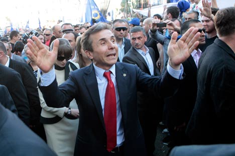Le bloc d'opposition du milliardaire Bidzina Ivanishvili, Rêve géorgien, a remporté les élections législatives en Géorgie. Crédit : AP