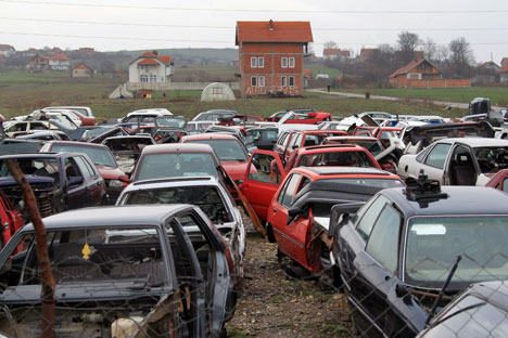 On prévoit l'annulation en Russie d'ici la mi-2013 du mécanisme de garanties pour le recyclage des automobiles, et tous les producteurs seront obligés de payer une taxe de recyclage. Crédit : Ruslan Krivobok / RIA Novosti