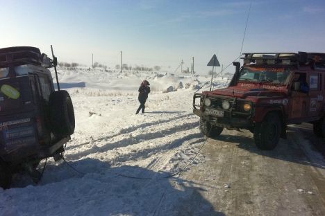 Je me suis réveillé juste avant de traverser la frontière vers le Kazakhstan, non loin de la ville de Tchéliabinsk au-dessus de laquelle a récemment explosé une météorite. Crédit : Artem Zagorodnov