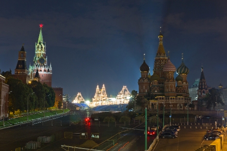 La Place Rouge s’étend tout le long d’un des murs du Kremlin de Moscou. Crédit : RIA Novosti