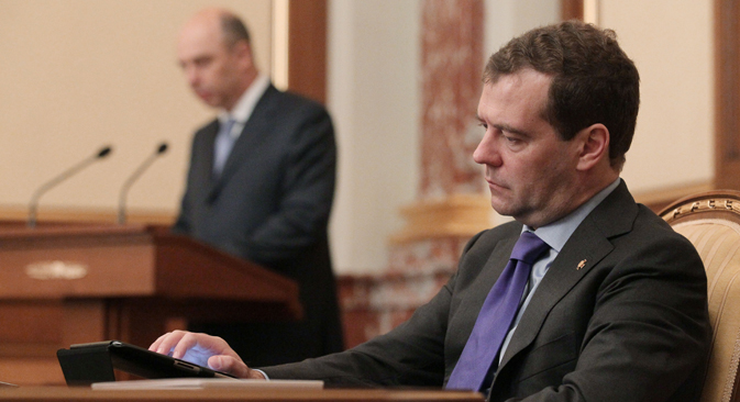 Dmitri Medvedev : « Nous ne souhaitons aucune rupture, nous aimerions que MasterCard et Visa poursuivent leur activité sur le territoire de la Fédération de Russie ». Crédit : Ekaterina Chtoukina/RIA Novosti