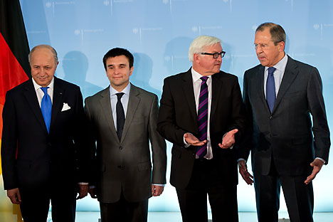 De gauche à droite : Laurent Fabius, Pavlo Klimkine, Frank-Walter Steinmeier et Sergueï Lavrov. Crédit photo : AP