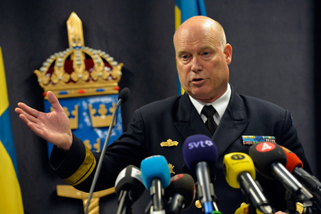 Le vice-amiral suédois Anders Grenstad lors d'une conférence de presse au siège du ministère de la Défense. Crédit photo : Reuters