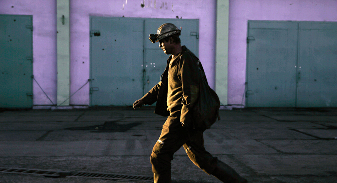 Un ouvrier de la mine Kommounarskaïa 22, dans la région de Donetsk. Crédit : Mikhaïl Pothouev/TASS
