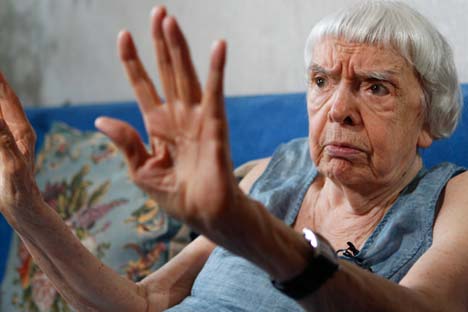 Lioudmila Alexeïeva entame ses activités dans le domaine de la défense des droits de l’homme en s’élevant contre les procès de détenus politiques en 1966. Crédit : Reuters