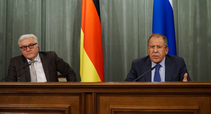 Šef njemačke diplomacije Frank-Walter Steinmeier i njegov ruski kolega Sergej Lavrov u Moskvi. Izvor: Eduard Pesova / MID RF