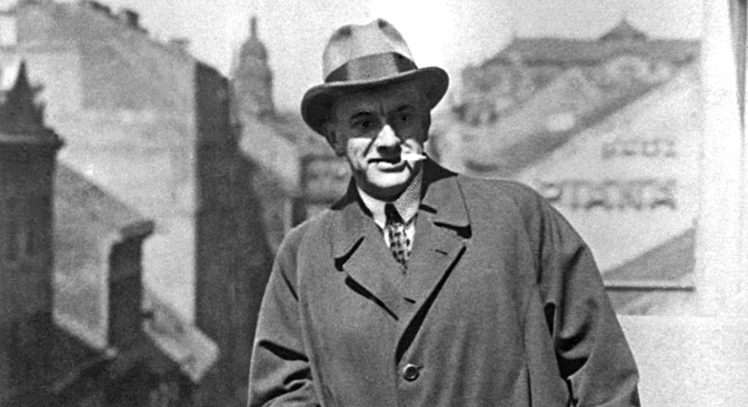 Vladimir Majakovski u Pragu 1927. godine.