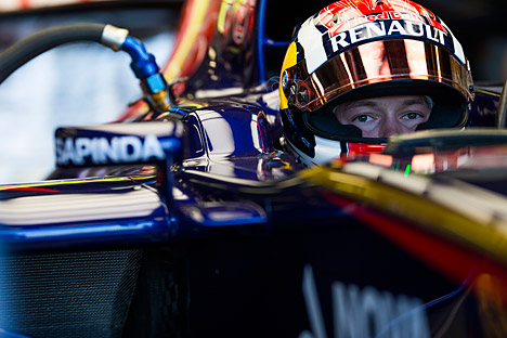 Kvyat menjadi pembalap termuda yang mencetak poin dalam sejarah balap F1. Kredit: Getty Images/Fotobank