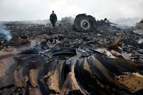 Peristiwa jatuhnya pesawat MH17 menimbulkan hari-hari kelam bagi politik luar negeri Rusia. Foto: Reuters