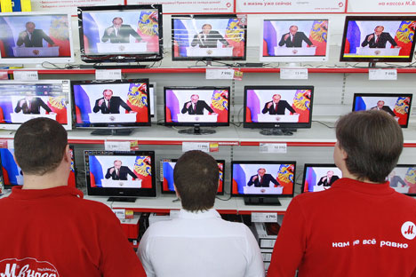 Mayoritas warga Rusia menjadikan televisi sebagai sumber utama informasi dan berita. Foto: RIA Novosti