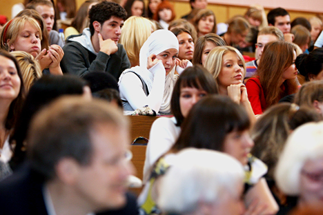 Para mahasiswi muslim berniat melanjutkan perjuangan mereka untuk menganulir larangan pemakaian hijab di universitas Rusia. Foto: PhotXPress