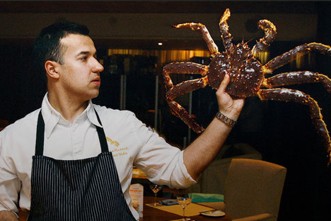 Vladimir Mukhin, pemilik dan koki kepala restoran populer di Moskow White Rabbit. Foto: Press photo