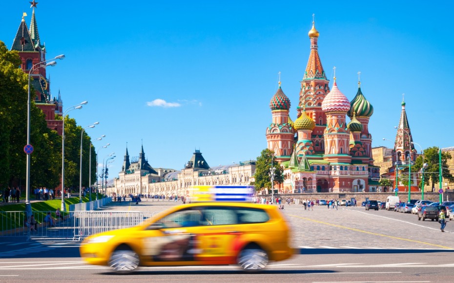 Pada akhir 2015 lalu, otoritas Moskow dikabarkan sempat mengancam untuk membekukan operasi Uber Taxi di ibu kota.