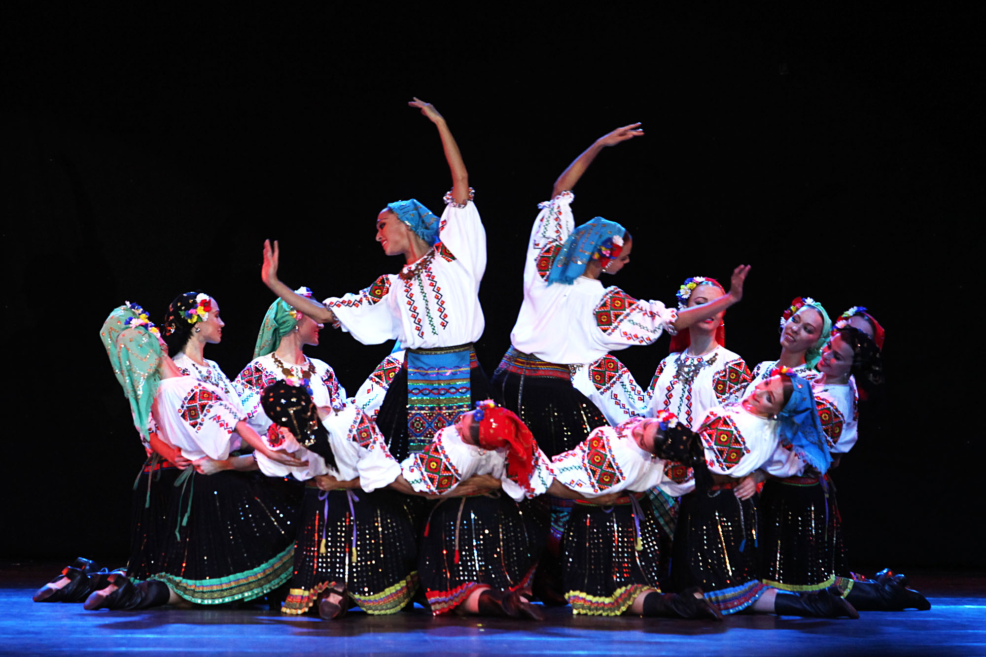 Selain menampilkan tarian-tarian Rusa, pada penampilan di Jakarta, Igor Moiseyev Ballet menampilkan tarian dari Yunani, Uzbekistan, Meksiko, dan Argentina.