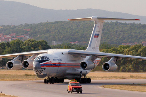 Ilyushin Il-76 heavy transport airplane was assembled at the Tashkent aviation plant. Source: Reuters / Vostok-Photo