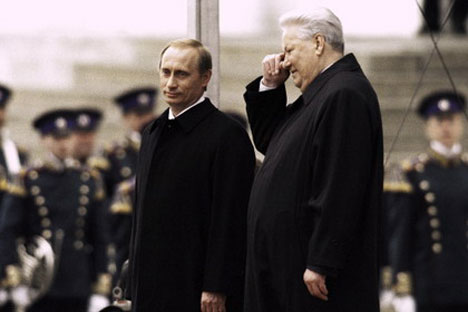 the Russian Federation’s first President Boris Yeltsin and Vladimir Putin. Source: Press Photo