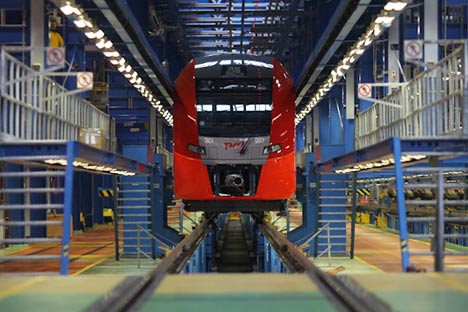 Perusahaan kereta api milik pemerintah Rusia, JSC Russian Railways, memiliki anak perusahaan di Indonesia, yaitu PT Kereta Api Borneo. 