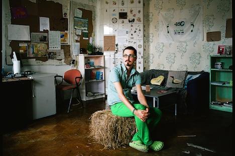 From Moscow “partier” to missionary: Roman Sablin in his eco-loft near the Kremlin. Source: Ivan Afanasiev