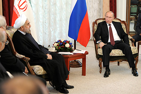Ruski predsednik Vladimir Putin in iranski predsednik Hasan Rohani.