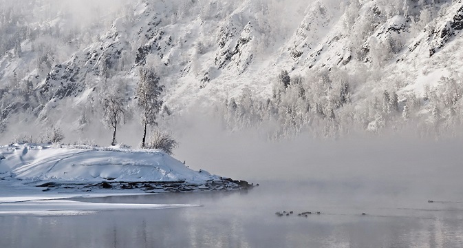This small island lies in the Yenisei near the settlement of Divnogorsk. It is stunningly beautiful in any weather, especially if caught in good light. Source: Marina Fomina