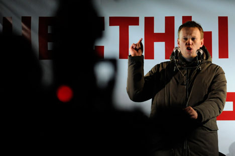 Opposition figurehead Alexei Navalny addresses an opposition protest on March 4, 2012 at Pushkin Square against alleged fraud in the presidential election. This year he will be unable to join an anti-crisis march in Moscow on March 1. Source: TASS / Sergei Karpov
