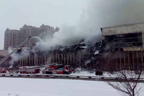 It took firefighters 25 hours to extinguish the flames in the three-story building. Source: Kokarev / Wikipedia.org