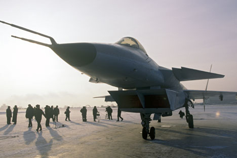 L'avion de chasse furtif de 5e génération MiG 1.44 MFI.