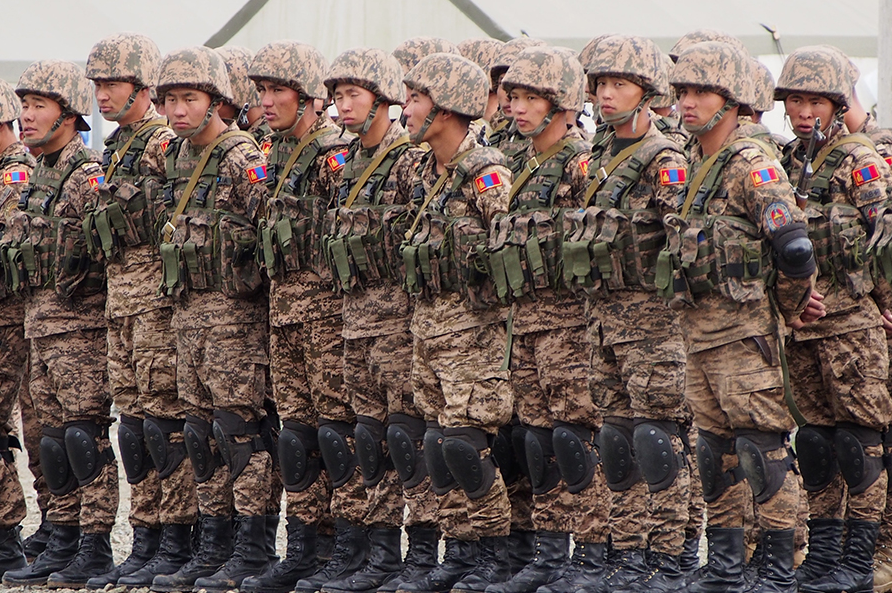 Tentara Mongolia dalam latihan gabungan dengan militer Rusia pada 2016.