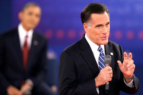 In primo piano Mitt Romney, lo sfidante repubblicano alle elezioni presidenziali americane di Barack Obama, sullo sfondo (Foto: AP)