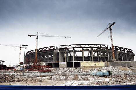 Il nuovo stadio in costruzione a San Pietroburgo per i Mondiali di calcio del 2018 (Foto: Itar-Tass)
