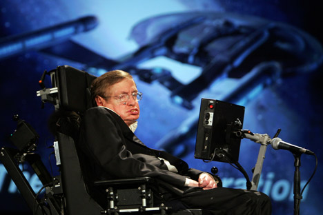 Il fisico Stephen Hawking è il vincitore del Premio Speciale della fisica fondamentale voluto dall'investitore russo e magnate Internet, Yuri Milner (Foto: AP)
