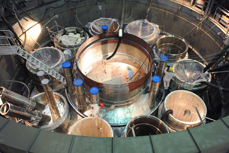 Montaggio del reattore BN-800 nella stazione Beloyarsk (Foto: Ria Novosti)