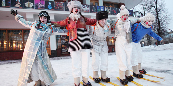 Allegria in Russia per le vacanze natalizie (Foto: Ekaterina Chesnokova/RIA Novosti)