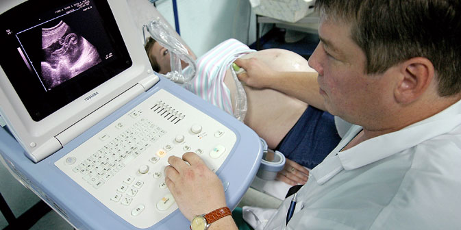 Nel programma di assicurazione sanitaria obbligatoria a Mosca è inclusa la possibilità di usufruire gratuitamente della fecondazione assistita per le coppie sterili (Foto: Sergei Veniav)
