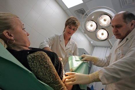 Nuove norme di assistenza sanitaria entreranno in vigore per gli stranieri in Russia (Foto: Kommersant)
