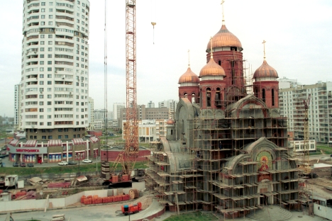 La Chiesa russa ortodossa sta per costruire 200 chiese ancora a Mosca nonostante le lamentele dei moscoviti (Foto: Itar-Tass)