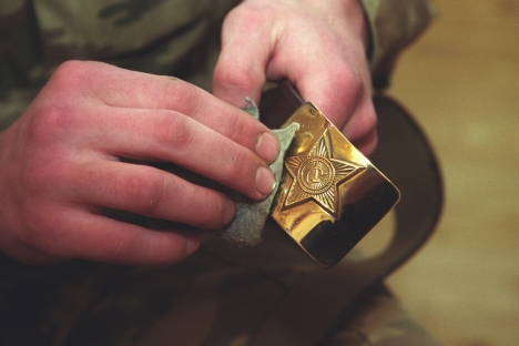 La cintura militare è anche un'arma di difesa; presto andrà in pensione (Foto: PhotoXPress)