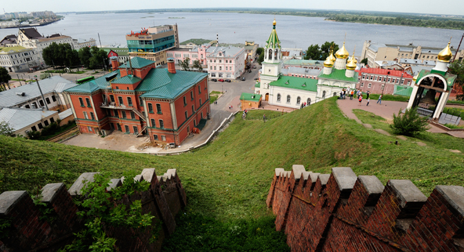 La parte alta di Nizhnij Novgorod è arroccata su una collina dalla quale si aprono splendide viste sulla confluenza dei due fiumi, Volga e Oka (Foto: Andrei Mindriukov)