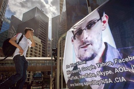 Edward Snowden, la "talpa" del Datagate, può essere considerato un eroe o un traditore (Foto: AFP / East News)