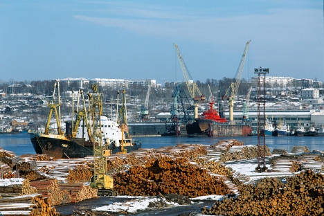 Al momento in tutto il mondo si trasporta via mare oltre il 90 per cento delle mercanzie. Con la realizzazione di nuovi progetti, la Russia vorrebbe rafforzare il trasporto di merci su rotaia (Foto: Aleksandr Lyskin / Ria Novosti)