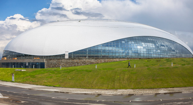 Gli impianti sportivi in costruzione a Sochi hanno spinto il capo del Comitato organizzatore ad etichettare la città come "il più grande cantiere del mondo" (Foto: Sergei Mikheev / RG)