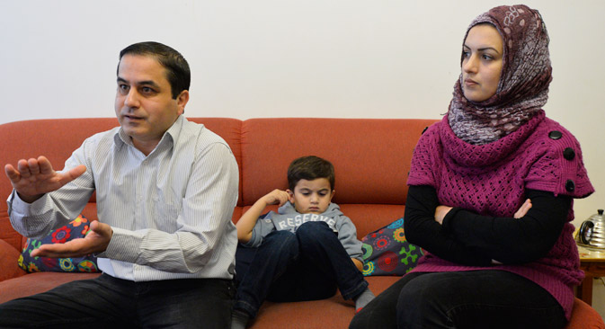 La famiglia di Yarob Rashid, fuggita dalla Siria e rifugiata a Mosca (Foto: Mikhaïl Sinitsyn)