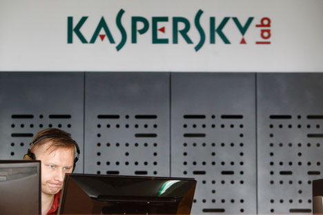Nel Laboratorio Kaspersky, la più grande società privata specializzata nel settore della sicurezza informatica (Foto: Reuters/Vostock Photo)
