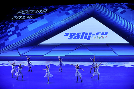 Un momento della cerimonia di inaugurazione allo stadio Fisht di Sochi (Foto: Mikhail Mordasov)